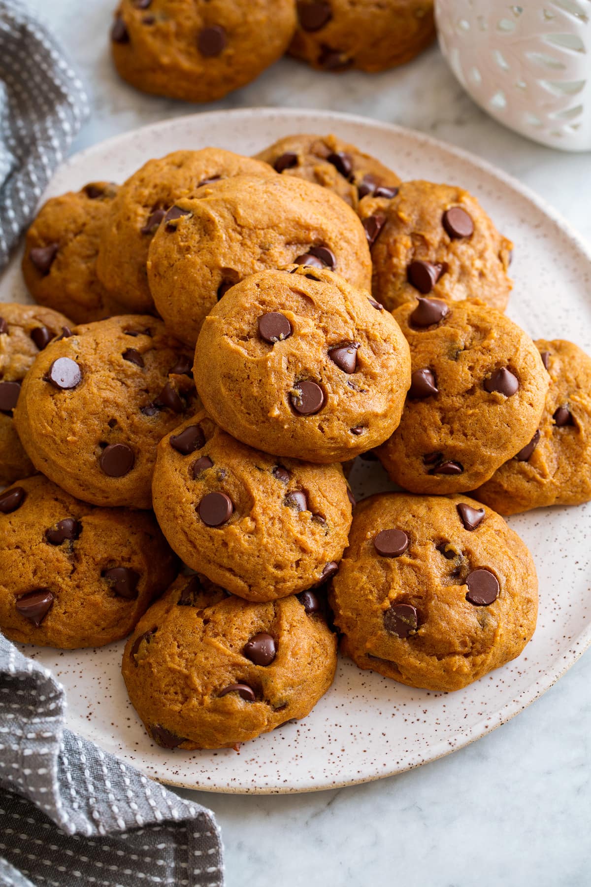 Easy Pumpkin Chocolate Chip Cookies