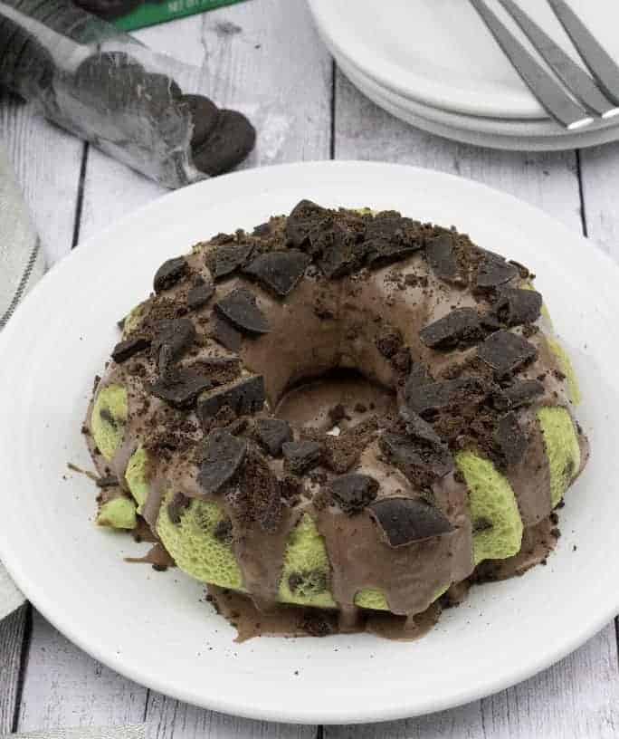 Instant Pot Mint Chocolate Bundt Cake