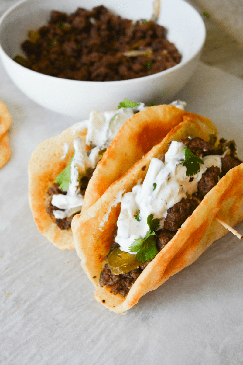 Low Carb Flatbread Spiced Beef Tzatziki Sauce 4